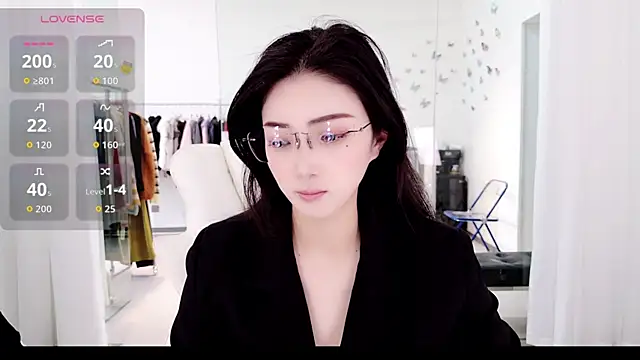 Snapshot of miaomiao-777 chatting on 11-11-25, 03:17 miaomiao-777 online show from 11-11-25, 03:17