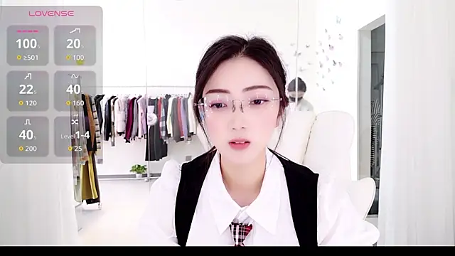 Snapshot of miaomiao-777 chatting on 11-13-25, 03:27 miaomiao-777 online show from 11-13-25, 03:27