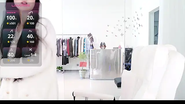 Snapshot of miaomiao-777 chatting on 11-18-25, 03:56 miaomiao-777 online show from 11-18-25, 03:56