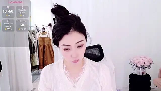 miaomiao-777 online show from 04-12-26, 01:21