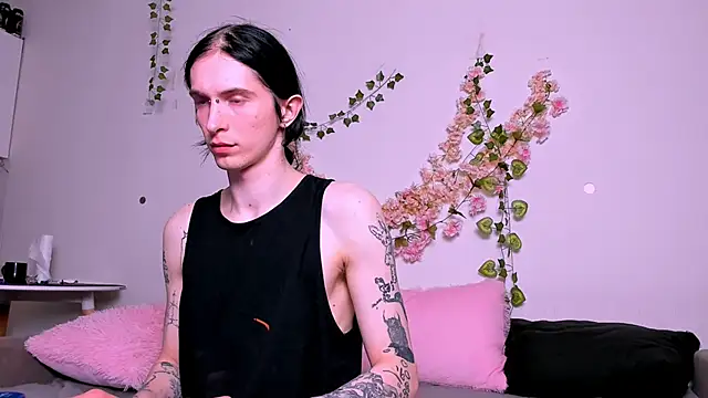 LadyTrep online show from 04-24-26, 06:21