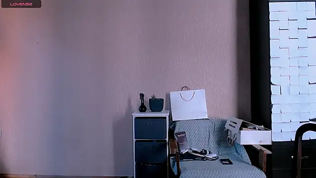  Roselina  online show from 10-19-25, 10:38