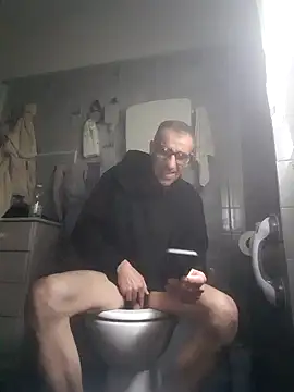 torakiki19 online show from 04-18-26, 01:59