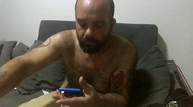 Snapshot of Chubi6669 chatting on 01-22-25, 10:29 Chubi6669 online show from 01-22-25, 10:29