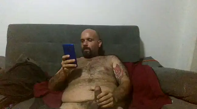 Snapshot of Chubi6669 chatting on 02-05-25, 04:25 Chubi6669 online show from 02-05-25, 04:25