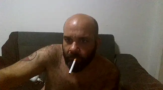 Snapshot of Chubi6669 chatting on 03-15-25, 05:15 Chubi6669 online show from 03-15-25, 05:15