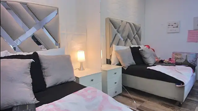 raquell moore online show from 03-22-26, 10:02