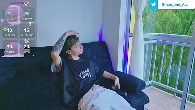 ethan and ava online show from 10-10-25, 12:37