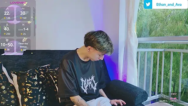 ethan and ava online show from 11-16-25, 12:44