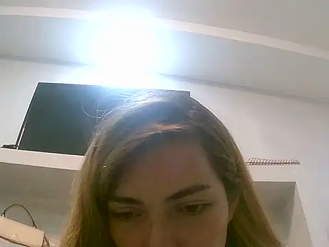 Snapshot of VittoriaTaylor chatting on 02-10-26, 12:53 VittoriaTaylor online show from 02-10-26, 12:53