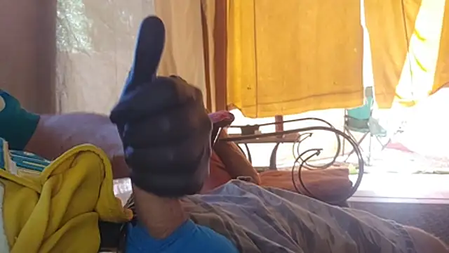 bwcbeat83 online show from 04-26-26, 04:59