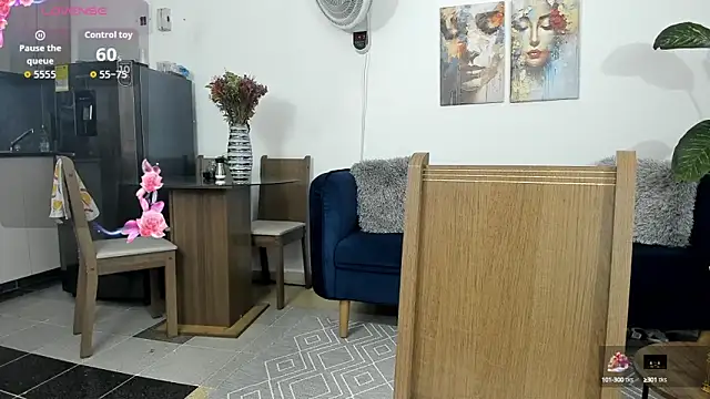 Snapshot of NicolettaLima chatting on 09-25-25, 12:14 NicolettaLima online show from 09-25-25, 12:14