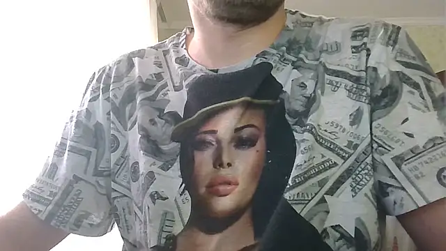 Snapshot of HunterOnBoobs chatting on 10-22-25, 06:24 HunterOnBoobs online show from 10-22-25, 06:24