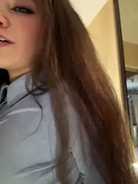 Snapshot of GeraBoobsi chatting on 02-12-25, 11:40 GeraBoobsi online show from 02-12-25, 11:40