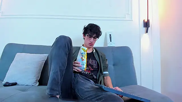 Cum hunters online show from 02-06-26, 03:22