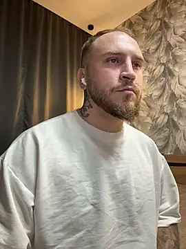 Snapshot of _XxX-XxX_ chatting on 11-01-25, 05:15 XxX-XxX online show from 11-01-25, 05:15