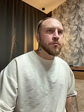 Snapshot of _XxX-XxX_ chatting on 11-09-25, 03:21 XxX-XxX online show from 11-09-25, 03:21