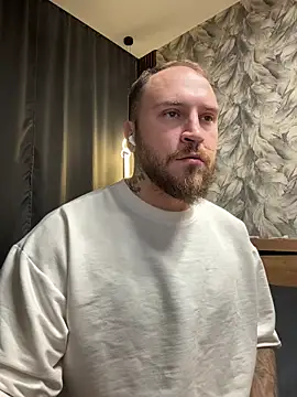 Snapshot of _XxX-XxX_ chatting on 11-16-25, 04:45 XxX-XxX online show from 11-16-25, 04:45