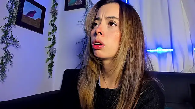 Sophiaa Gomez online show from 12-21-25, 03:24