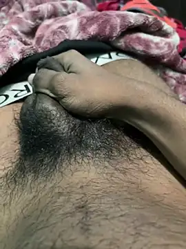 Snapshot of shibhu1_o chatting on 02-06-25, 09:32 shibhu1 o online show from 02-06-25, 09:32