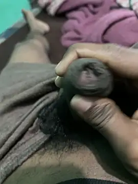 Snapshot of shibhu1_o chatting on 02-26-25, 04:03 shibhu1 o online show from 02-26-25, 04:03