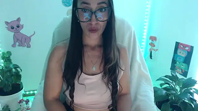 Snapshot of samy_love35 chatting on 01-09-26, 10:44 samy love35 online show from 01-09-26, 10:44