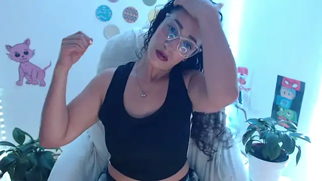 Snapshot of samy_love35 chatting on 03-04-26, 12:27 samy love35 online show from 03-04-26, 12:27