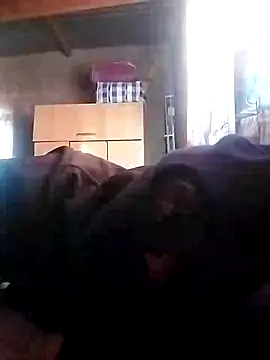 Snapshot of LaneYam chatting on 07-15-26, 07:02 LaneYam online show from 07-15-26, 07:02