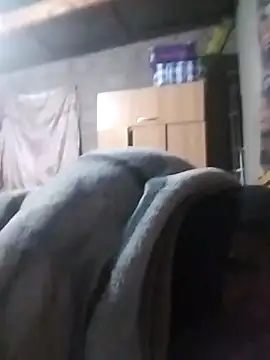 Snapshot of LaneYam chatting on 07-16-26, 10:05 LaneYam online show from 07-16-26, 10:05