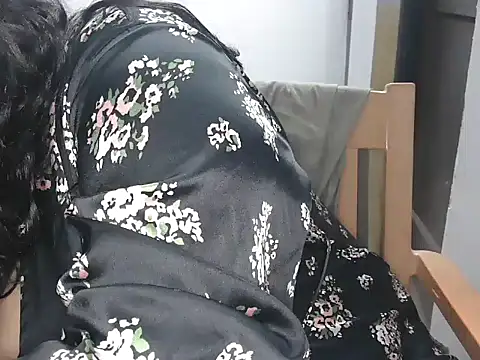 kissingcurvy online show from 02-10-26, 07:12