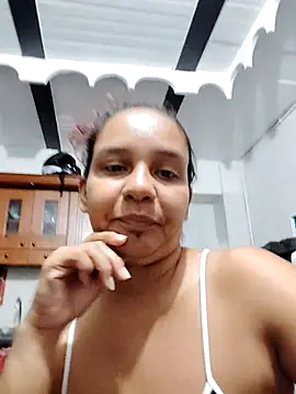 Snapshot of squirt-secret chatting on 02-06-25, 10:37 squirt-secret online show from 02-06-25, 10:37