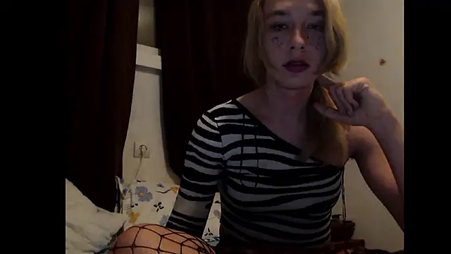 Snapshot of Rudy__Ryabina chatting on 01-14-25, 09:41 Rudy Ryabina online show from 01-14-25, 09:41