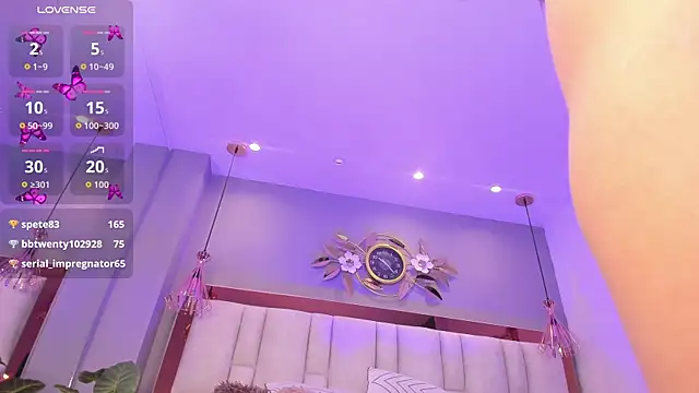 ArianaGolden online show from 11-09-25, 03:21