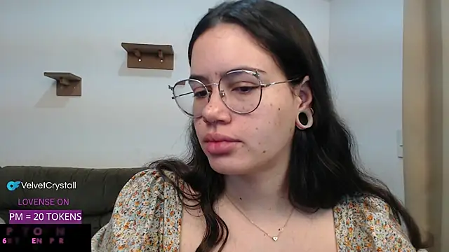 crystalll room online show from 09-16-25, 02:56