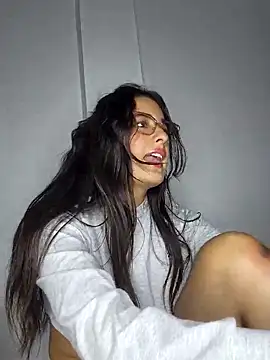 baaby-miiaa online show from 03-08-25, 06:21