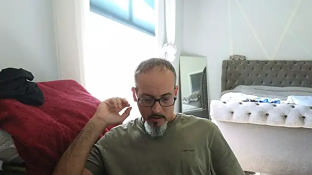 Snapshot of TheConfidentialClub chatting on 02-13-25, 11:04 TheConfidentialClub online show from 02-13-25, 11:04