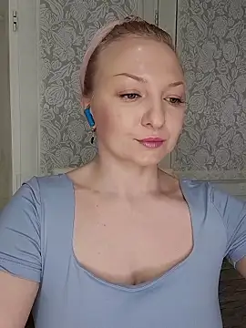 Snapshot of Anesteishen chatting on 01-12-26, 03:28 Anesteishen online show from 01-12-26, 03:28