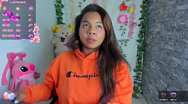 naty jhonsom  online show from 03-10-25, 07:42