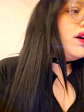 Snapshot of katrina29 chatting on 02-12-25, 03:40 katrina29 online show from 02-12-25, 03:40