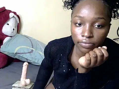 Vprettieeer online show from 06-10-26, 12:44
