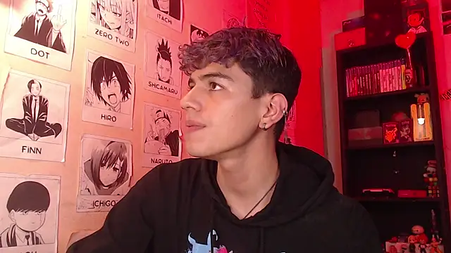 Snapshot of Mickey_Magic chatting on 02-24-25, 05:33 Mickey Magic online show from 02-24-25, 05:33