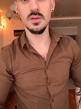 AssHunter4k online show from 11-18-25, 09:14