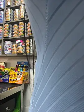 Miia Jazmin online show from 12-17-25, 08:04