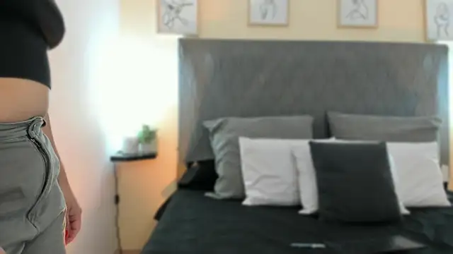 Snapshot of ah_mara_ chatting on 09-11-25, 11:43 ah mara online show from 09-11-25, 11:43