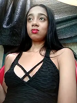 Snapshot of Zoe_Sweett18 chatting on 03-04-25, 08:05 Zoe Sweett18 online show from 03-04-25, 08:05