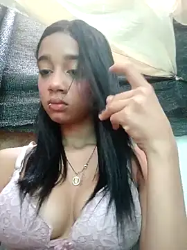 Snapshot of Zoe_Sweett18 chatting on 03-17-25, 12:57 Zoe Sweett18 online show from 03-17-25, 12:57