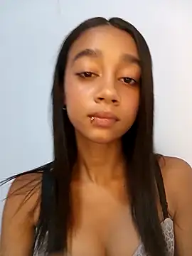 Zoe Sweett18 online show from 05-04-26, 06:37