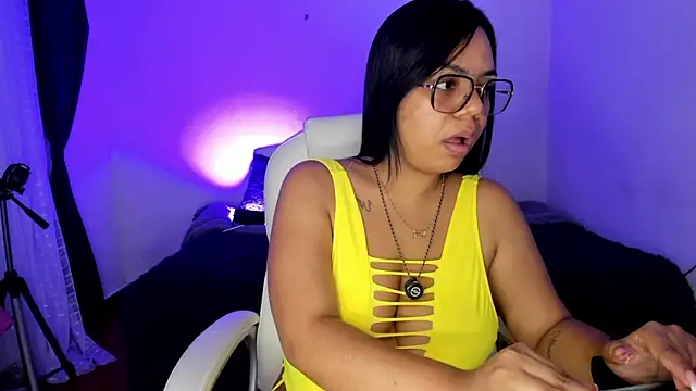 Snapshot of ashanty_b5 chatting on 03-07-26, 02:41 ashanty b5 online show from 03-07-26, 02:41