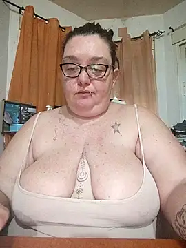 diosacurvy1984 online show from 03-24-26, 08:19