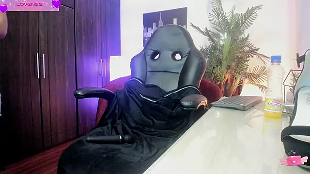 VioletParkker online show from 02-06-25, 05:40